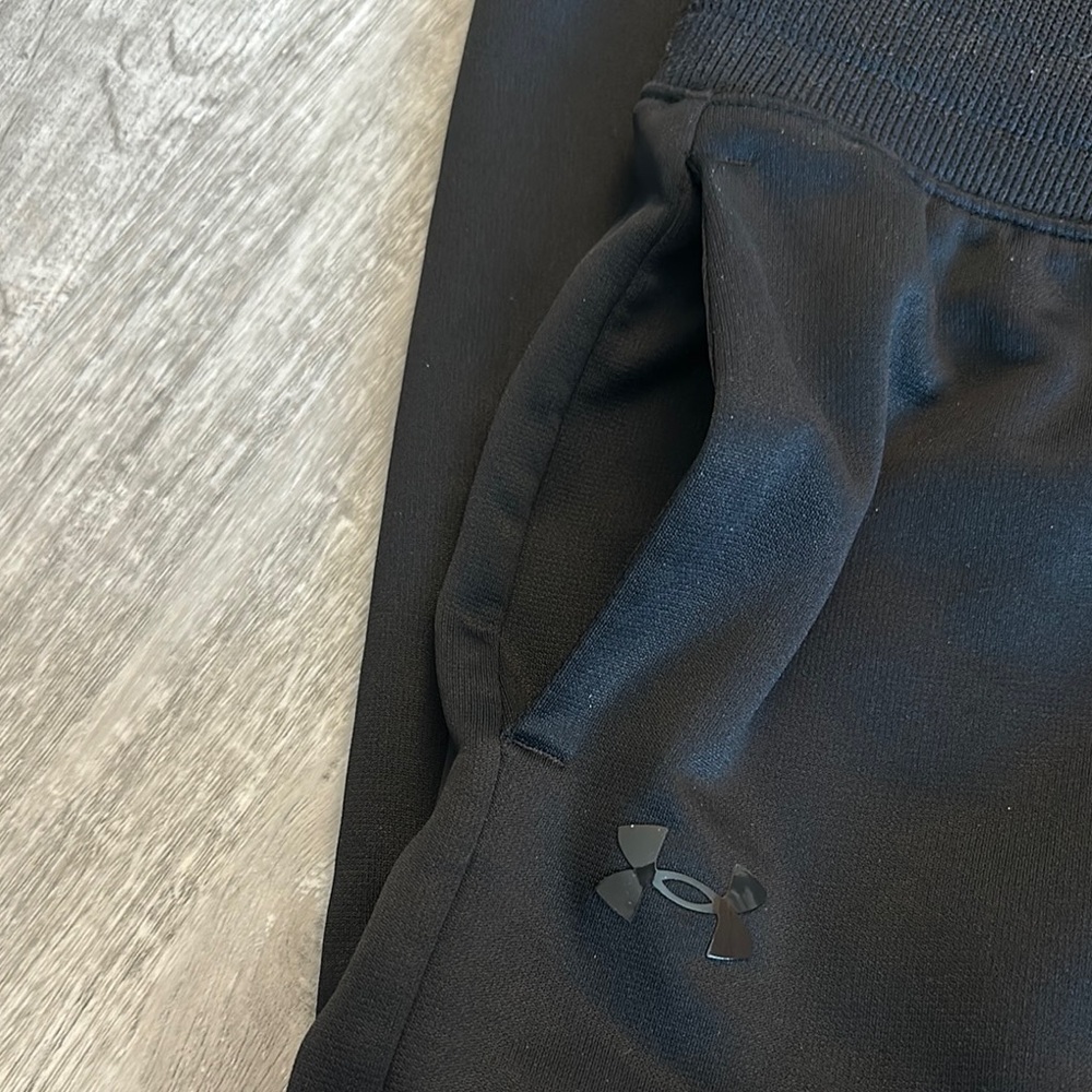 Under Armour Women's Black Joggers - Picture 7 of 8